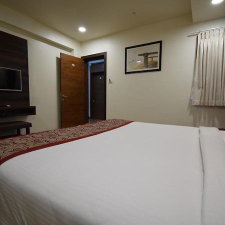 Hotel Fun Park Sānand Dış mekan fotoğraf