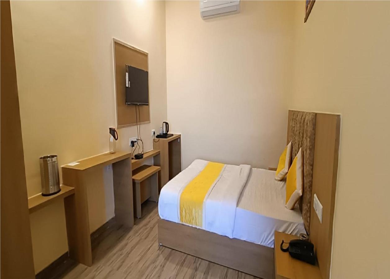 Hotel Fun Park Sānand Dış mekan fotoğraf