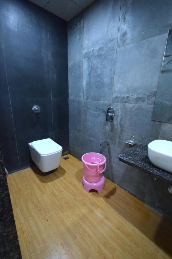 Hotel Fun Park Sānand Dış mekan fotoğraf